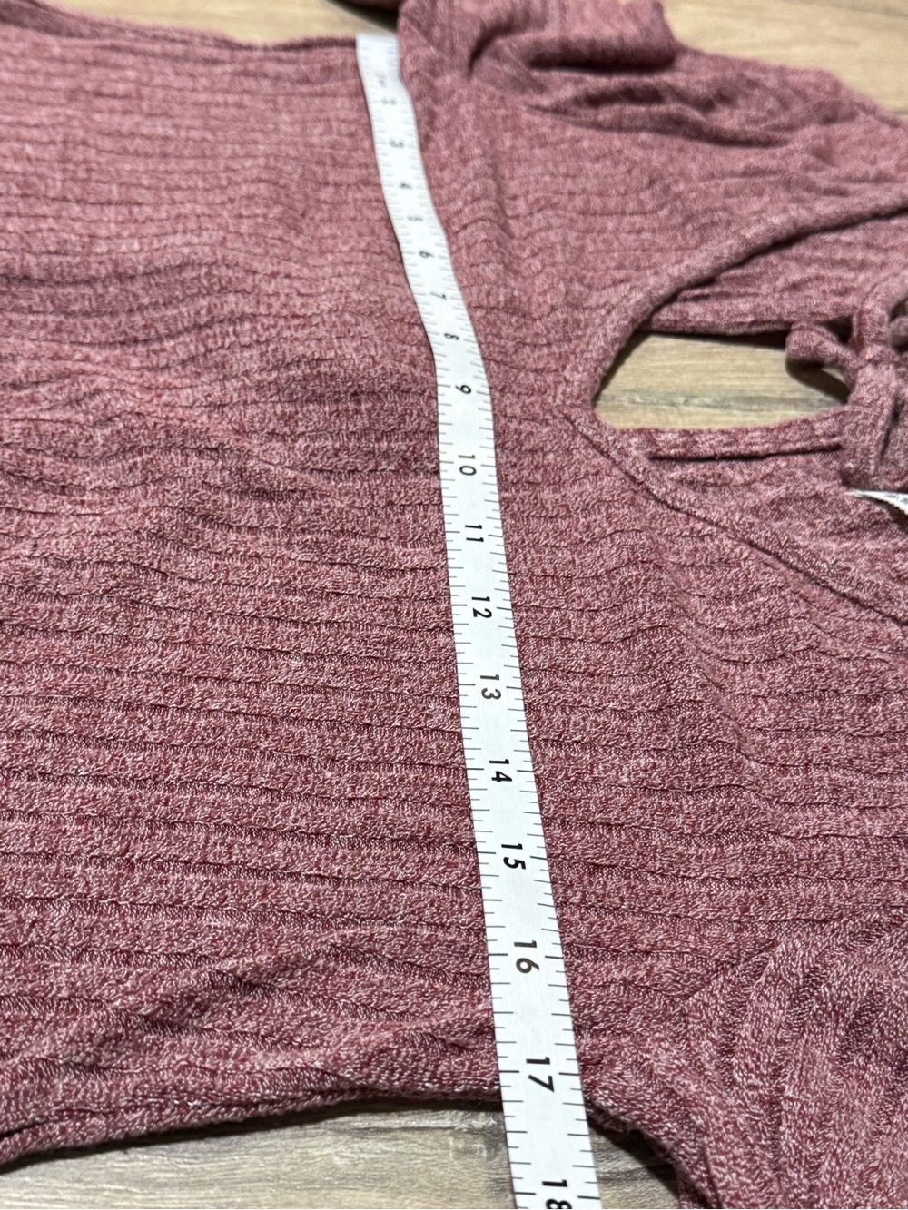 Kimchi Blue Crop Top Ribbed Long Sleeve Open Back Urban Outfitters Small - Picture 12 of 14